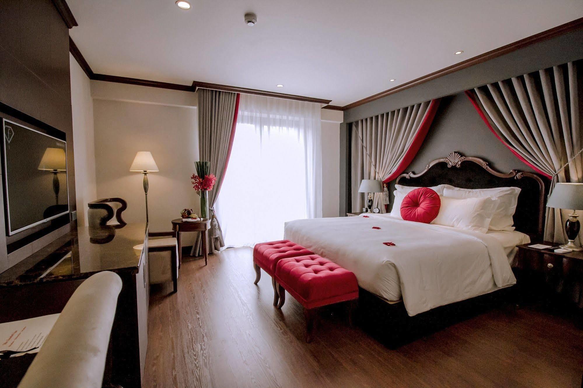 The Scarlett Boutique Hotel Hue Exterior foto